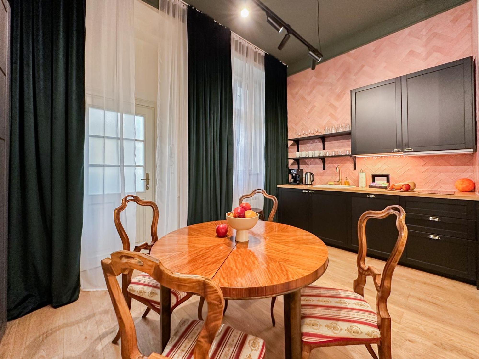 Turnkey I Antonin Dvorak Apartments Прага Номер фото